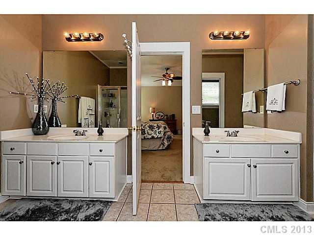 1313 Mallard Ridge Drive Tega Cay, SC 29708 - Photo 11 of 16 Gallery Image 11