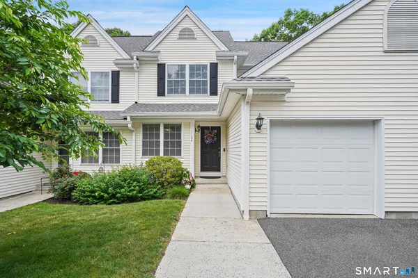 $529,000 | 1104 Bradford Drive, Unit 1104, Danbury, CT 06811