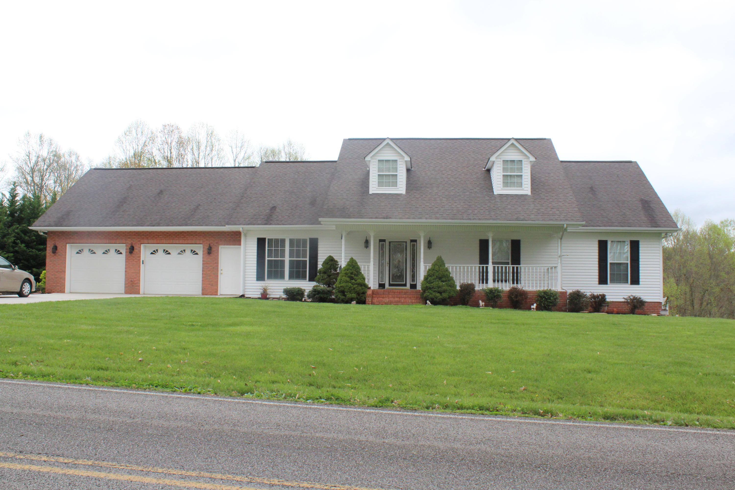 253 Sequoyah Road Andersonville, TN 37705 - Photo 3 of 29 IMG_1963