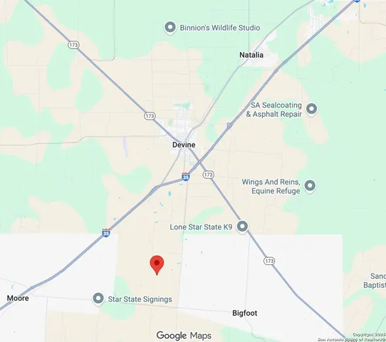 $220,000 | 152 County Road 2664, Devine, TX 78016