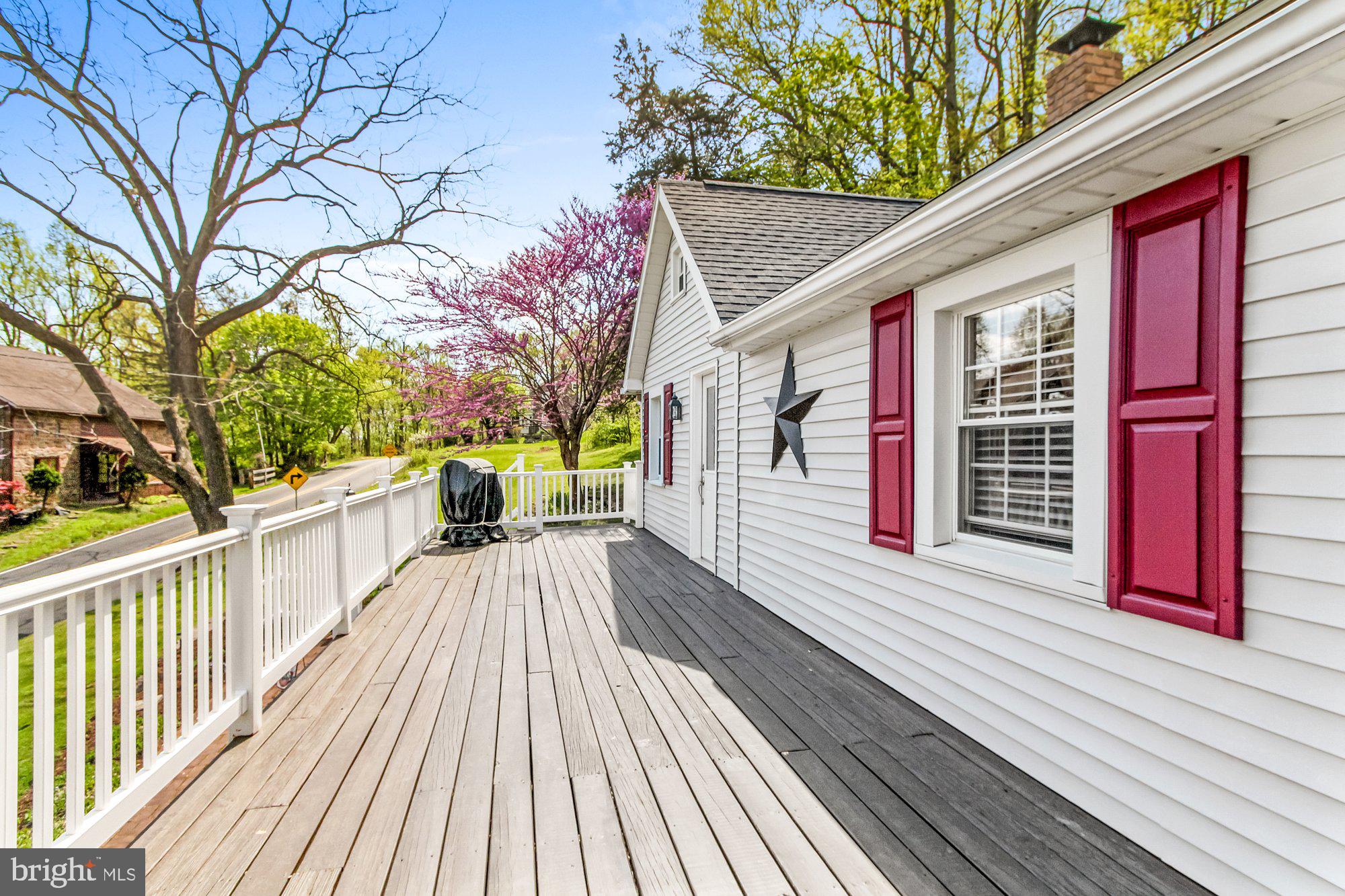 345 Buck Road Dover, PA 17315 - Photo 6 of 30 Gallery Image 6