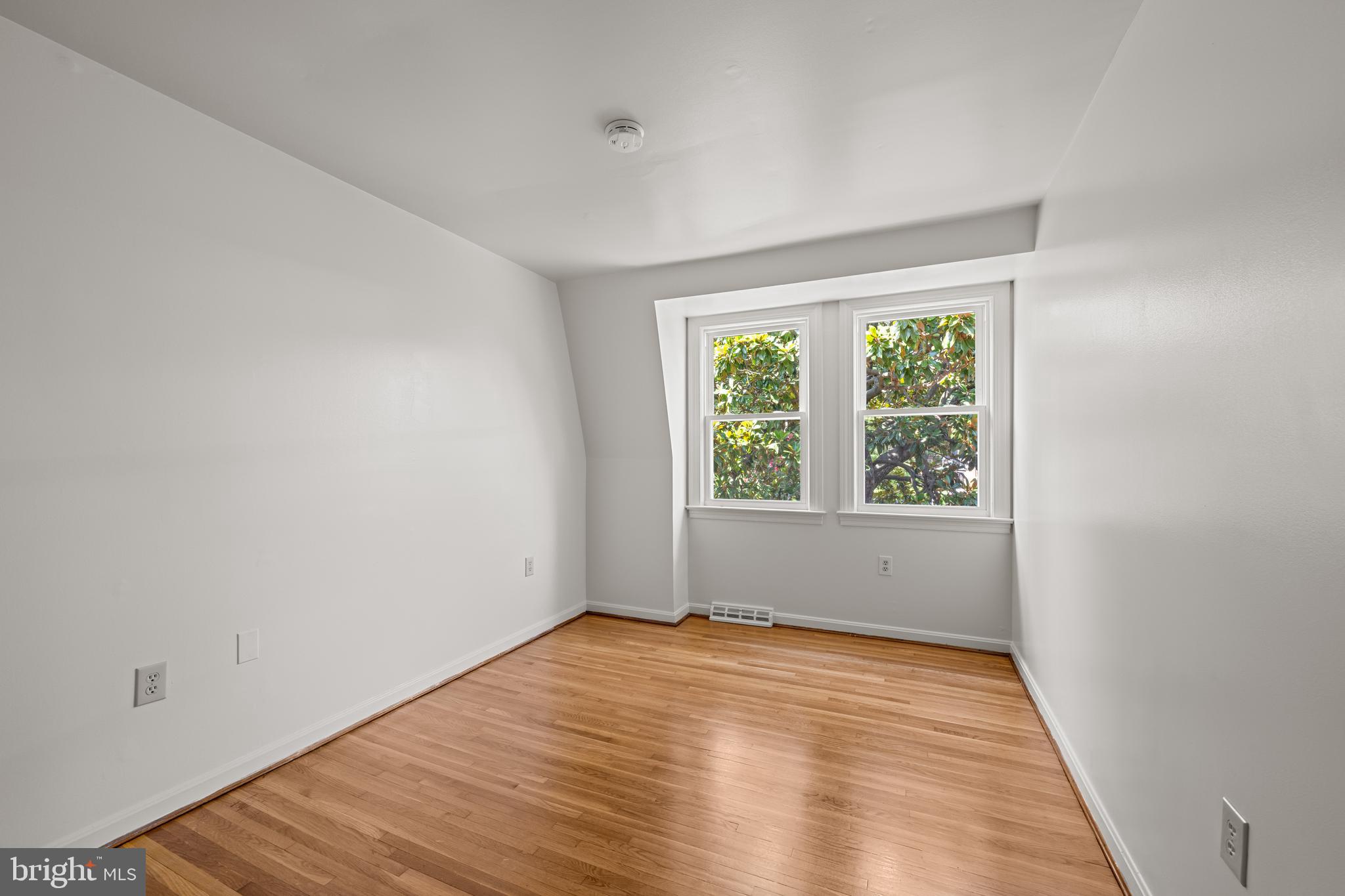 605 H Street Southwest Washington, DC 20024 - Photo 24 of 39