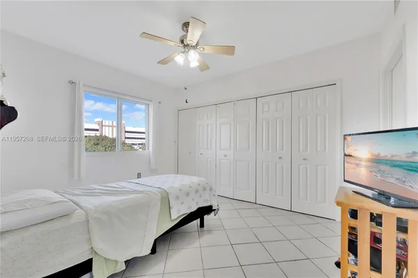 $372,976 | 3500 Coral Way, Unit 710, Miami, FL 33145