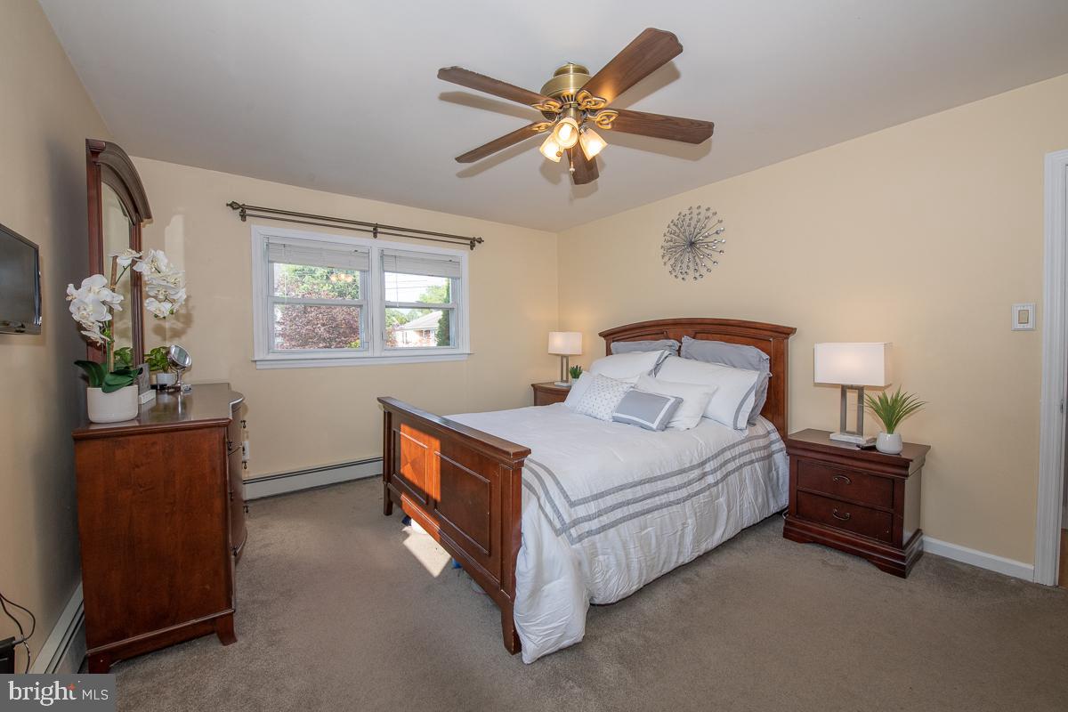 209 Springfield Avenue Folsom, PA 19033 - Photo 14 of 43 Gallery Image 14