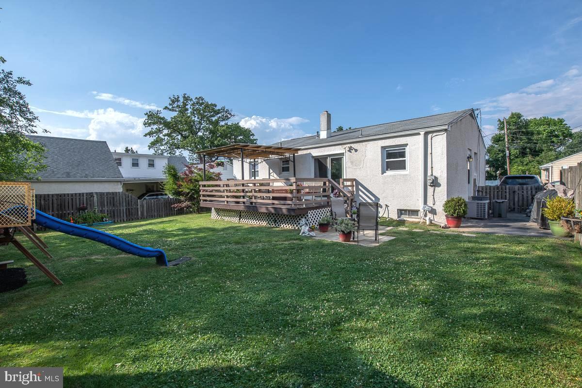 209 Springfield Avenue Folsom, PA 19033 - Photo 38 of 43 Gallery Image 38