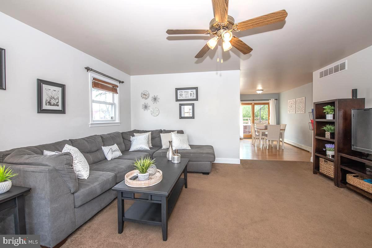 209 Springfield Avenue Folsom, PA 19033 - Photo 5 of 43 Gallery Image 5