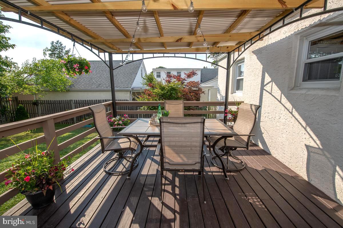 209 Springfield Avenue Folsom, PA 19033 - Photo 41 of 43 Gallery Image 41