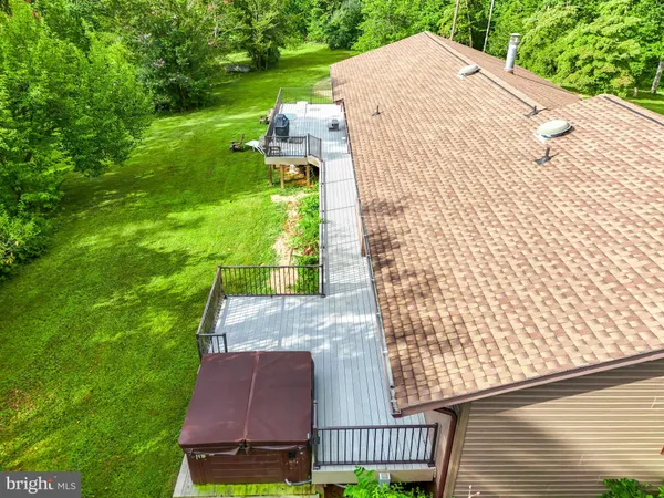 $900,000 | 3807 Bear Tree Lane, Bumpass, VA 23024