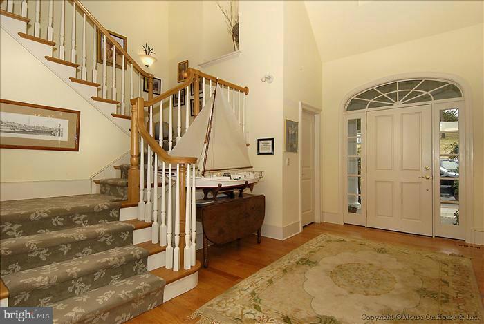 1127 Bay Ridge Road Annapolis, MD 21403 - Photo 9 of 26 Interior (General)