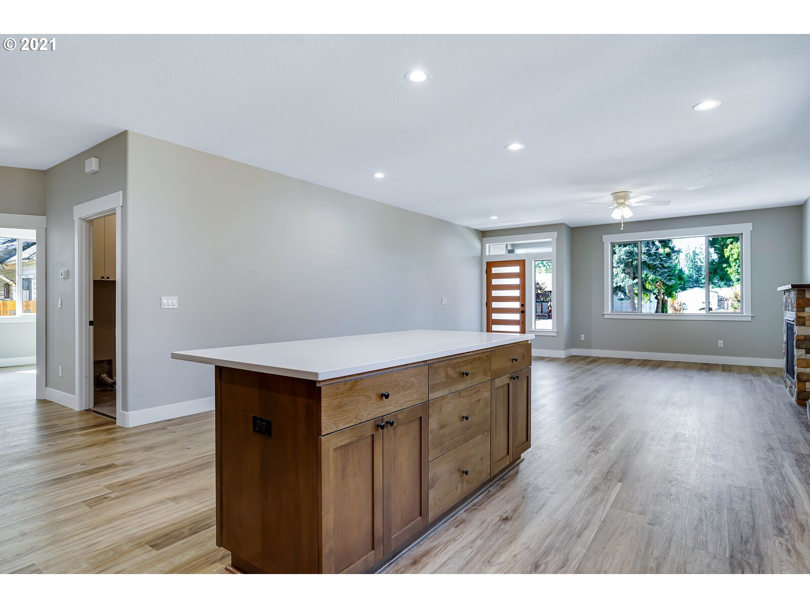 3154 5th Street Hubbard, OR 97032 - Photo 13 of 32 Gallery Image 13