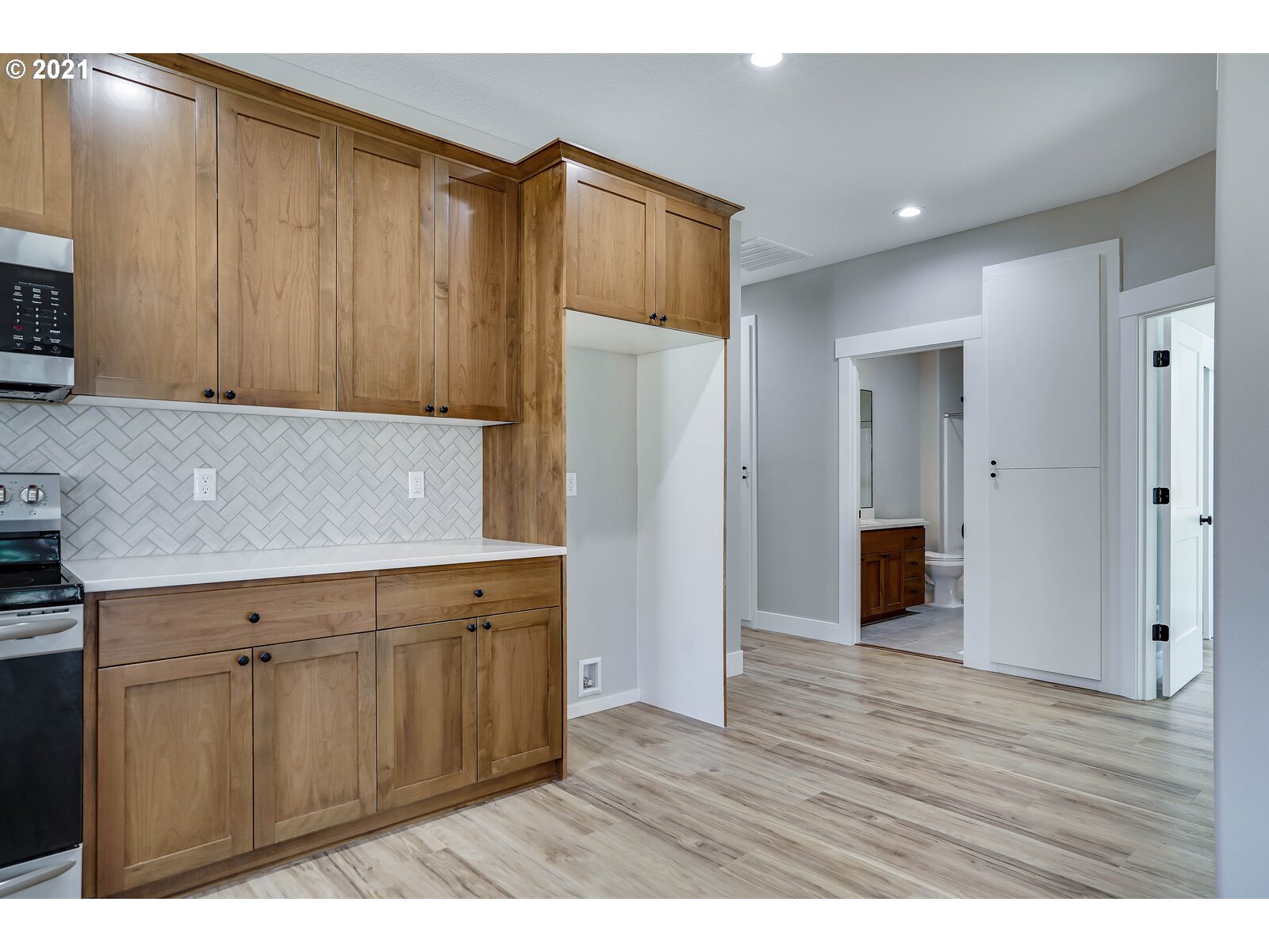 3154 5th Street Hubbard, OR 97032 - Photo 16 of 32 Gallery Image 16