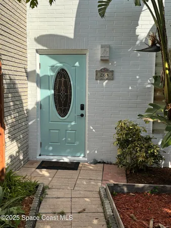 a view of a pathway of a house