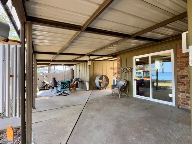 $525,000 | 201 Westwood Drive East, Trinity, TX 75862