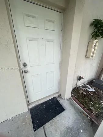 $2,800 | 2726 Northwest 131st Street, Unit 2726, Opa-Locka, FL 33054