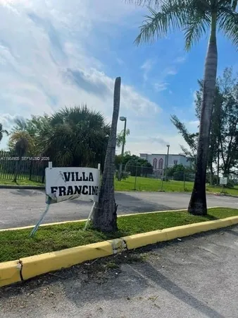 $2,800 | 2726 Northwest 131st Street, Unit 2726, Opa-Locka, FL 33054