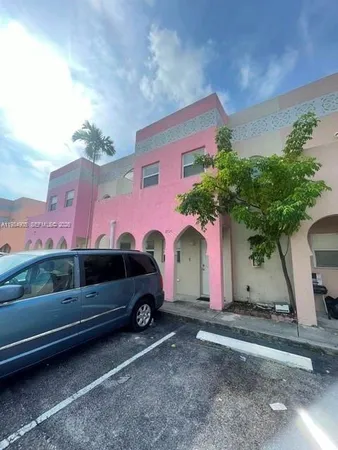 $2,800 | 2726 Northwest 131st Street, Unit 2726, Opa-Locka, FL 33054