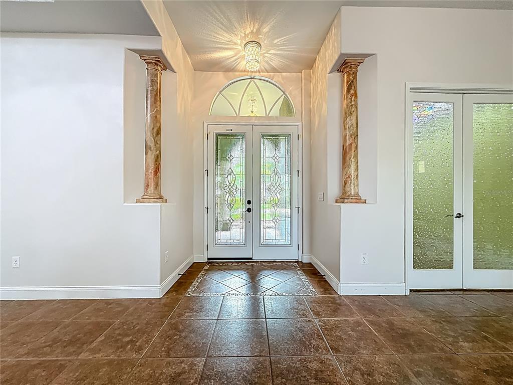 20626 Longleaf Pine Avenue Tampa, FL 33647 - Photo 3 of 86