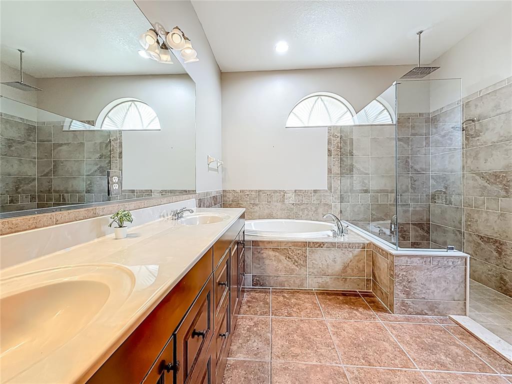 20626 Longleaf Pine Avenue Tampa, FL 33647 - Photo 60 of 86