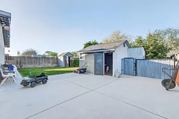 $399,900 | 1661 Fir Avenue, Atwater, CA 95301