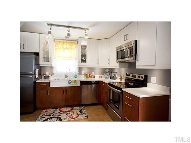 621 Mills Street Raleigh, NC 27608 - Photo 2 of 6