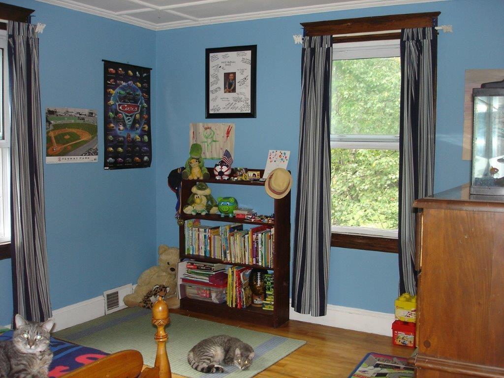 325 Cushman Road Winslow, ME 04901 - Photo 11 of 17 2nd bedroom