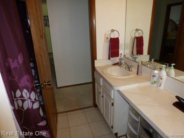 21741 Middlebelt Road New Boston, MI 48164 - Photo 15 of 22 P1010075.JPG
