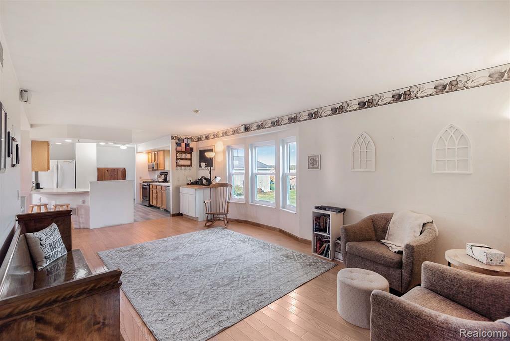 12121 Bird Road Gaines, MI 48436 - Photo 6 of 26