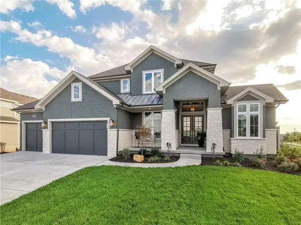 $2,160,000 | 15915 Glenfinnan Way, Belton, MO 64012