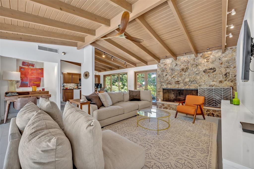605 Sweetbriar Road Orlando, FL 32806 - Photo 16 of 50 Gallery Image 16