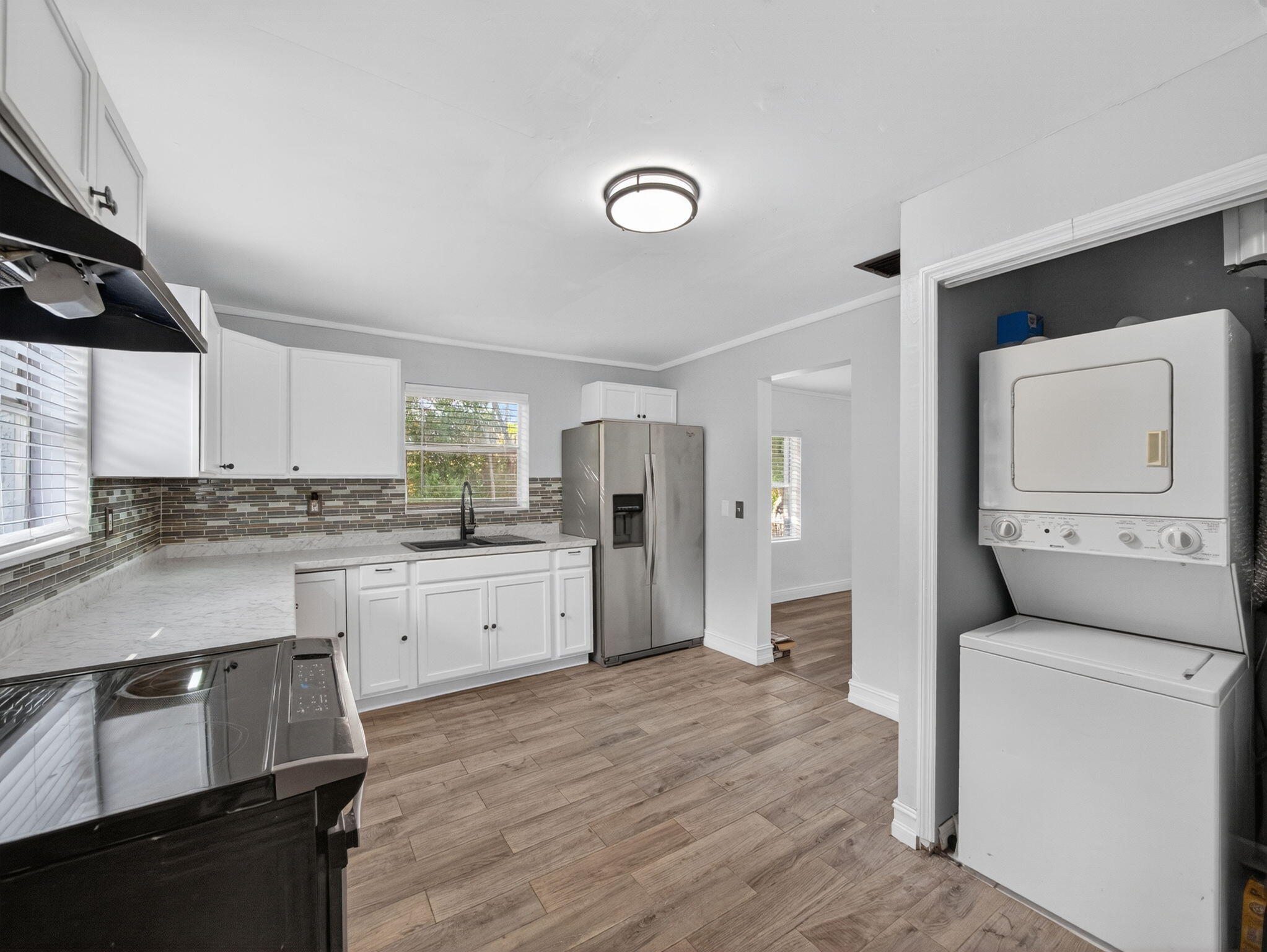 1373 West 35th Street Riviera Beach, FL 33404 - Photo 11 of 20 Kitchen