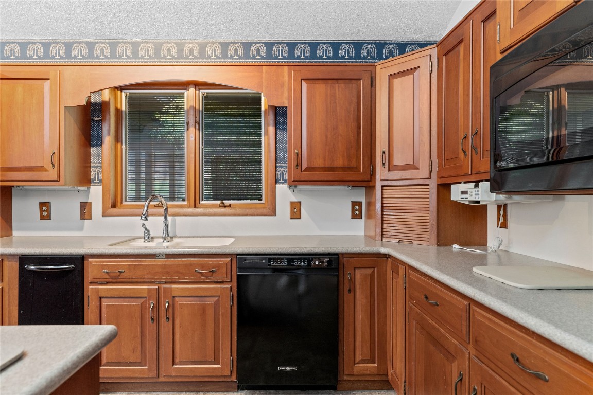 400 Meeker Road Vestal, NY 13850 - Photo 14 of 47 Gallery Image 14