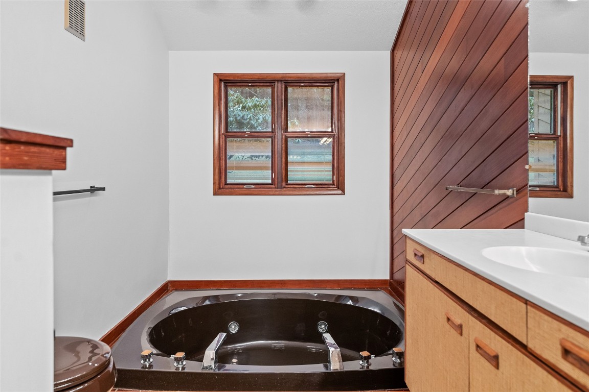 400 Meeker Road Vestal, NY 13850 - Photo 17 of 47 Gallery Image 17
