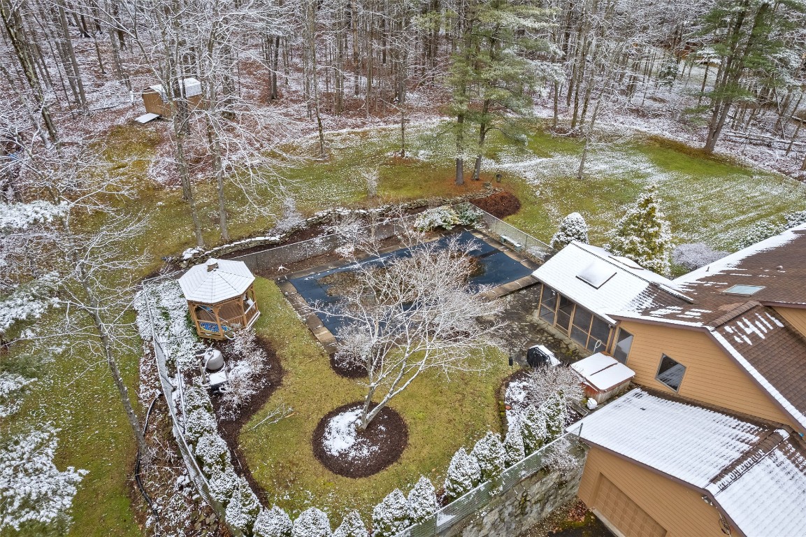 400 Meeker Road Vestal, NY 13850 - Photo 4 of 47 Gallery Image 4
