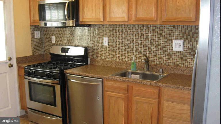 7579 Westfield Road Dundalk, MD 21222 - Photo 13 of 18 Kitchen