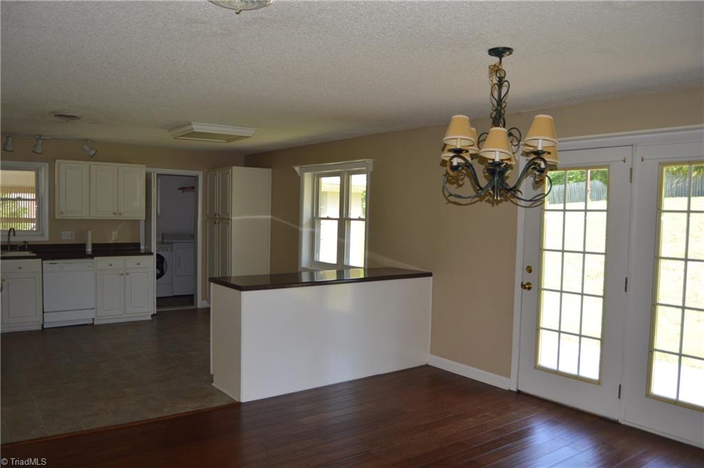 4480 Chestnut St Extension High Point, NC 27265 - Photo 4 of 23 Gallery Image 4