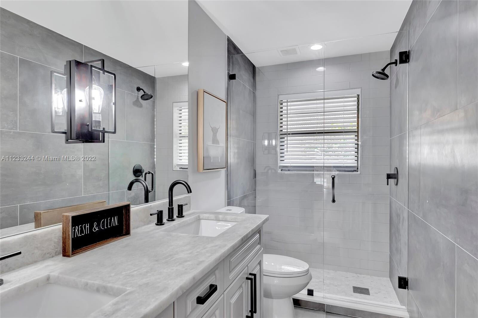 2824 Northwest 28th Street Boca Raton, FL 33434 - Photo 11 of 30 20221012211239528278000000-o