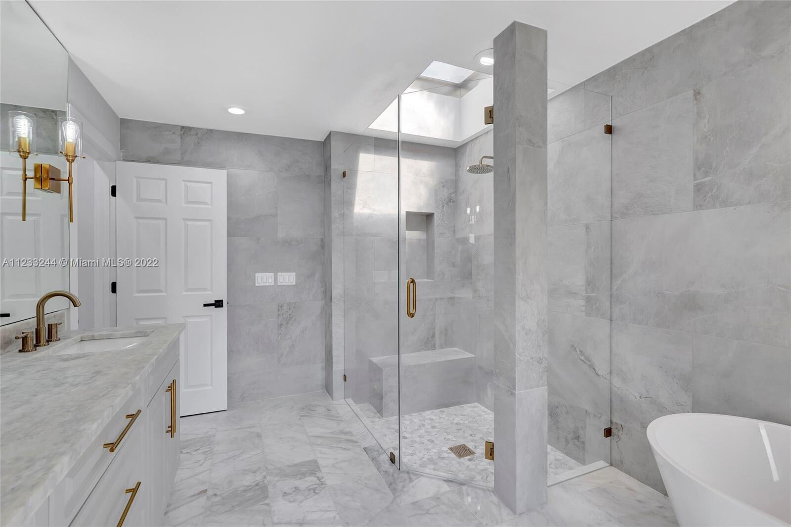 2824 Northwest 28th Street Boca Raton, FL 33434 - Photo 26 of 30 20221012211253107394000000-o