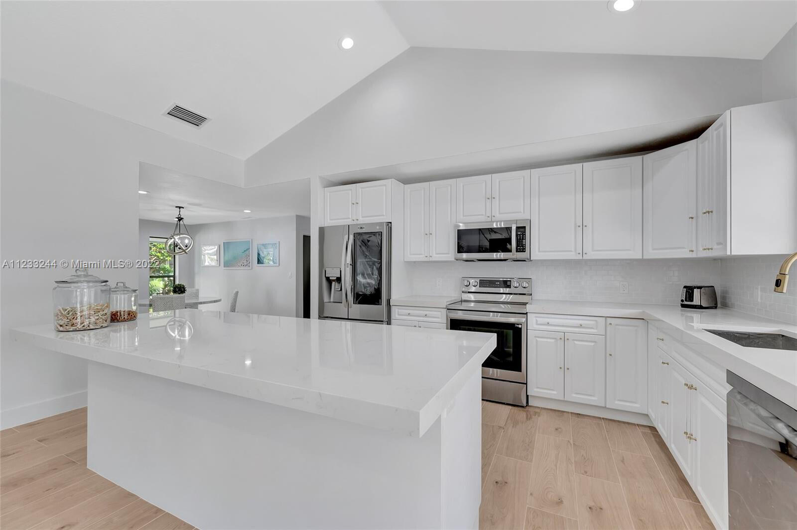 2824 Northwest 28th Street Boca Raton, FL 33434 - Photo 29 of 30 20221012211255822451000000-o