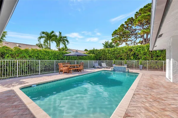$1,525,000 | 2824 Northwest 28th Street, Boca Raton, FL 33434