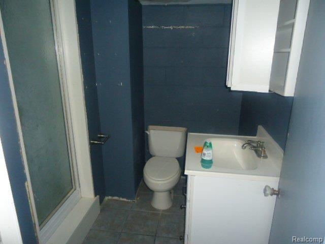 21972 Evergreen Road Southfield, MI 48075 - Photo 7 of 25 261-925851 Basement Bath.JPG