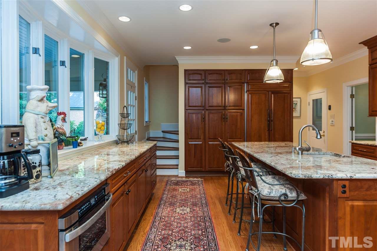 2909 Lake Boone Place Raleigh, NC 27608 - Photo 11 of 24