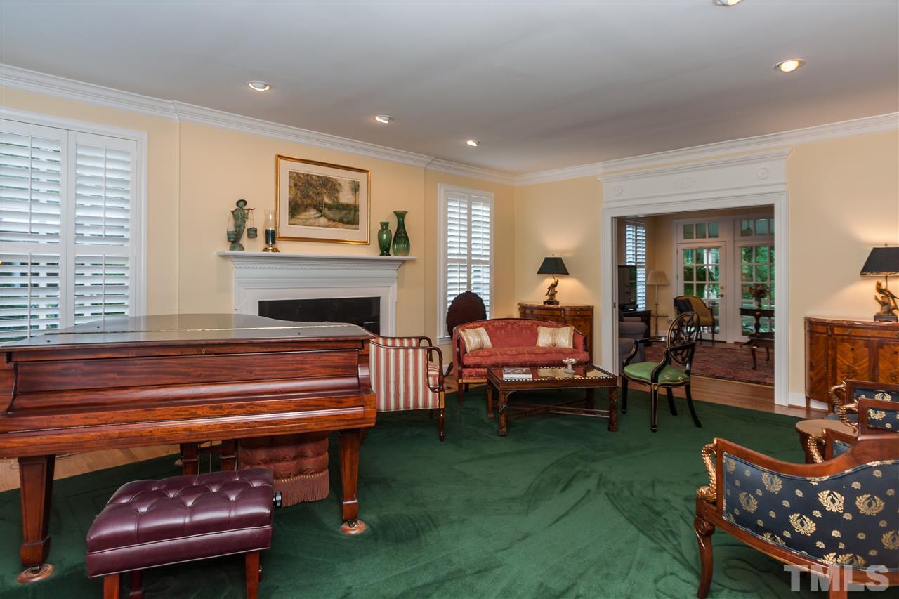 2909 Lake Boone Place Raleigh, NC 27608 - Photo 3 of 24