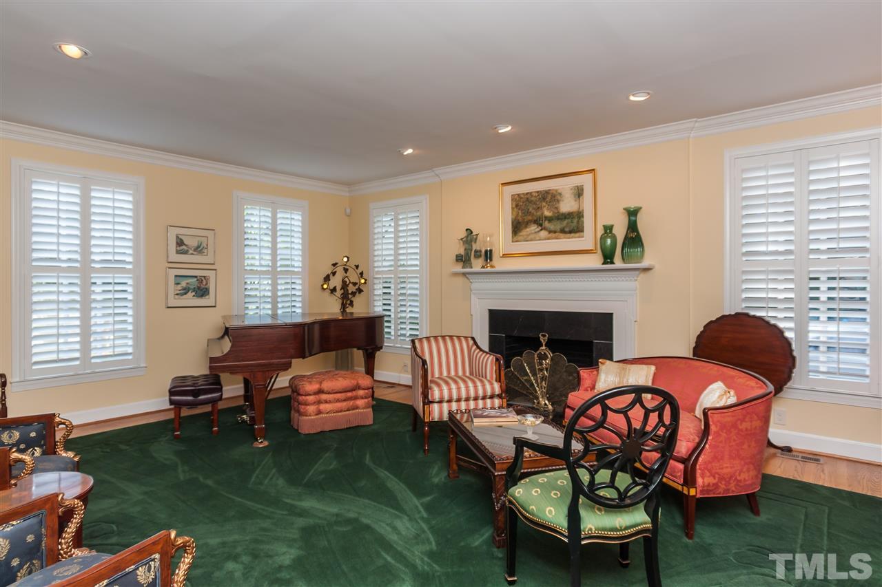 2909 Lake Boone Place Raleigh, NC 27608 - Photo 4 of 24