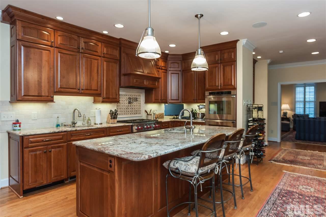 2909 Lake Boone Place Raleigh, NC 27608 - Photo 9 of 24