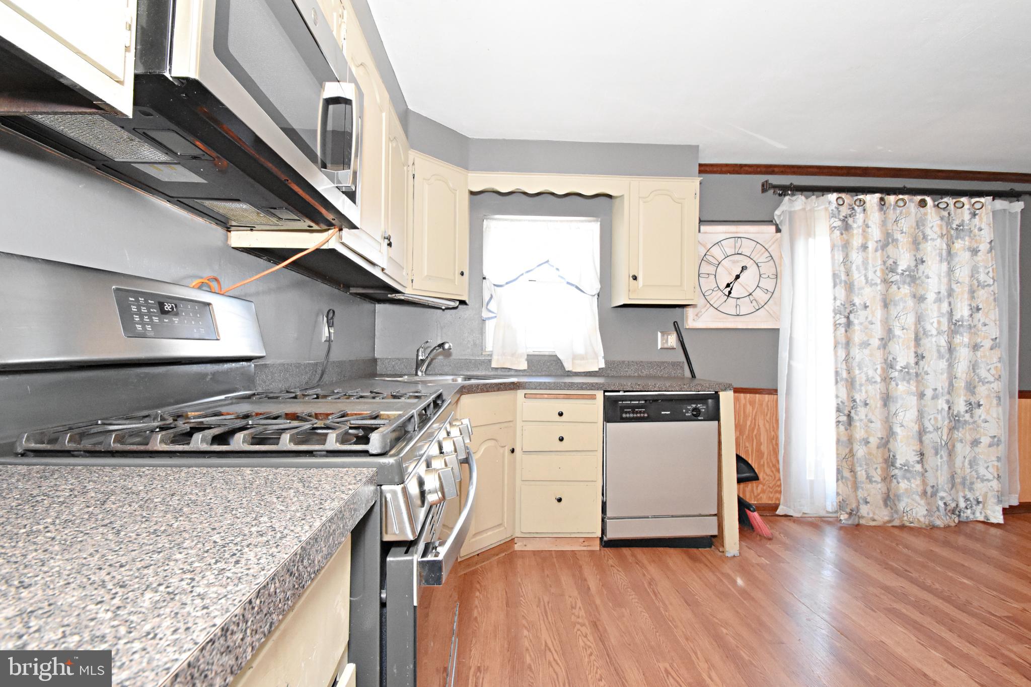 3351 Decatur Street Philadelphia, PA 19136 - Photo 14 of 31 Gallery Image 14