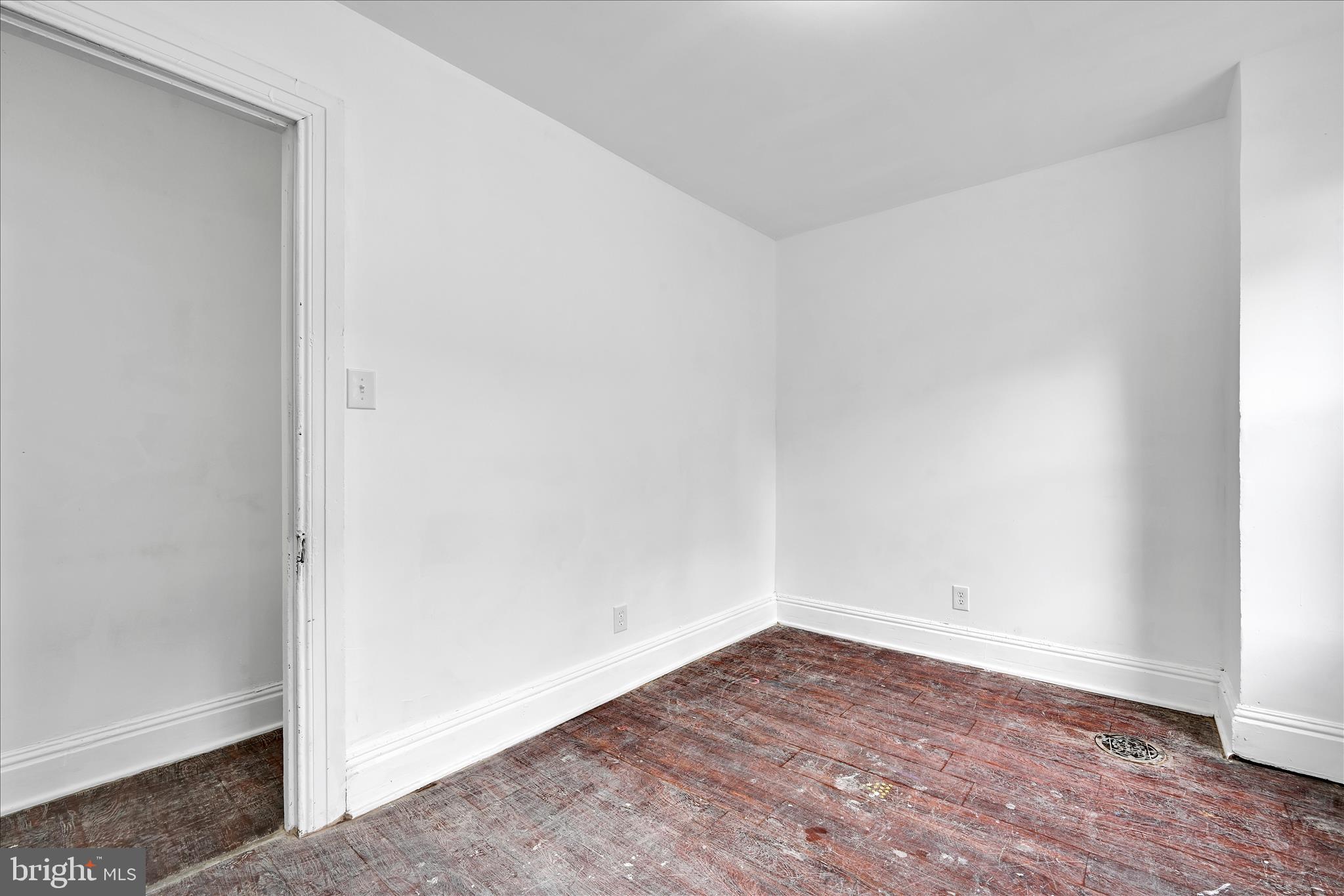 132 North West Street York, PA 17401 - Photo 15 of 23 a view of a room