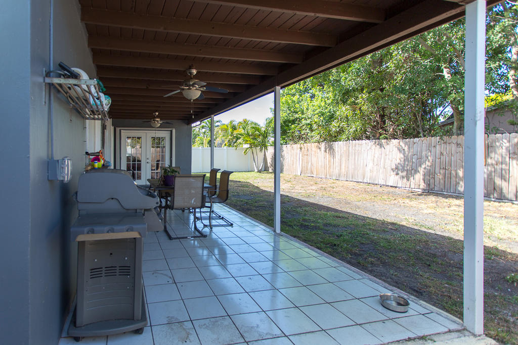 22831 Southwest 65th Way Boca Raton, FL 33428 - Photo 21 of 25 22831 SW 65th Way (36)
