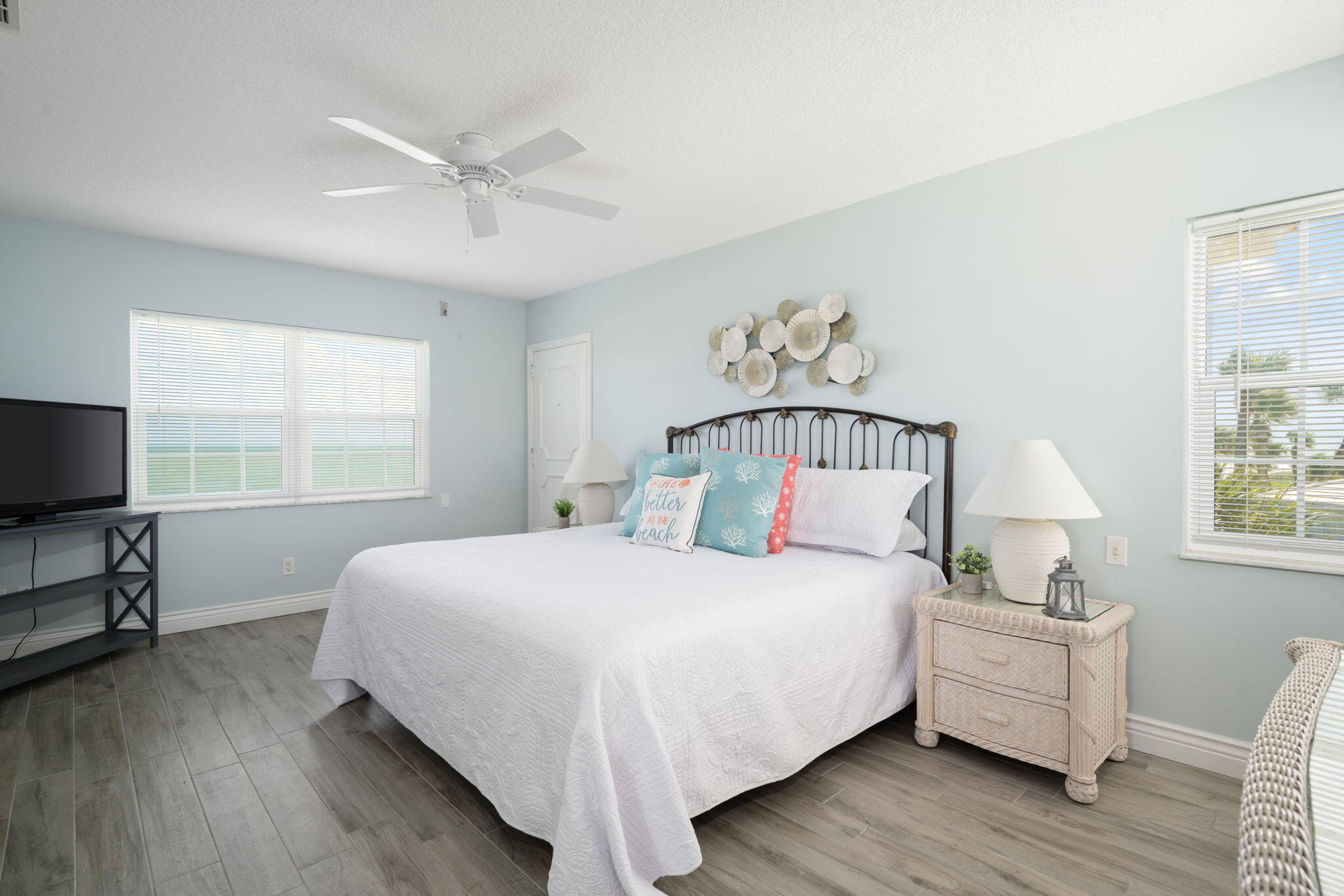 1150 Reef Road, Unit B28 Vero Beach, FL 32963 - Photo 25 of 32 24-web-or-mls-1150 Reef Rd #B28-24