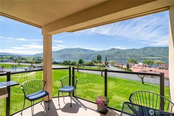 $479,000 | 100 Lake Chelan Shores Drive, Unit 185, Chelan, WA 98816