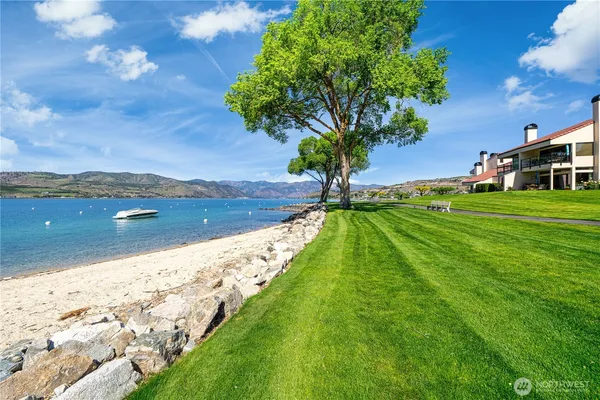 $479,000 | 100 Lake Chelan Shores Drive, Unit 185, Chelan, WA 98816